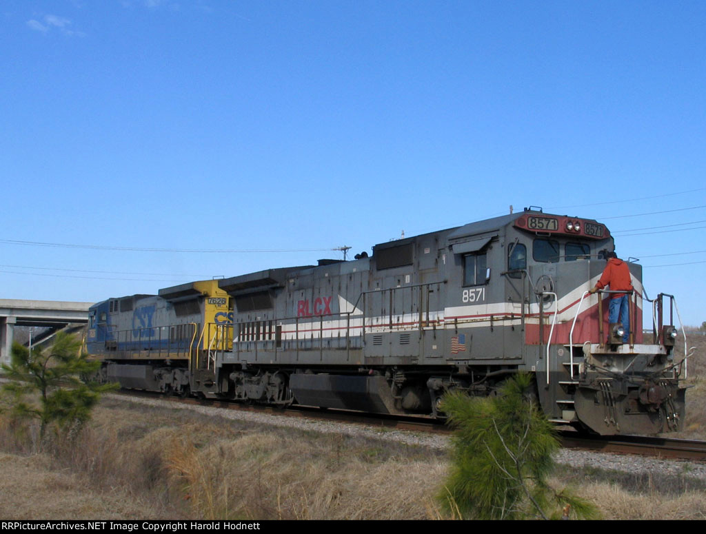 CSX 7626 & RLCX 8571